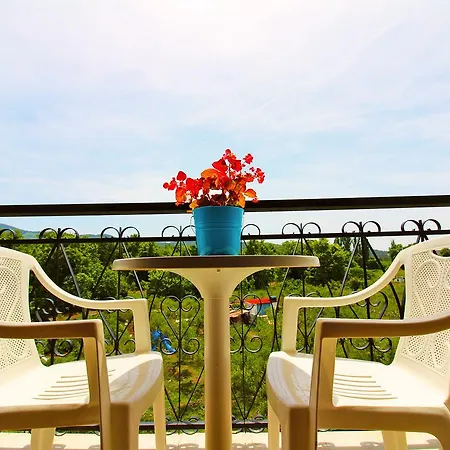 Apartment Perix House *